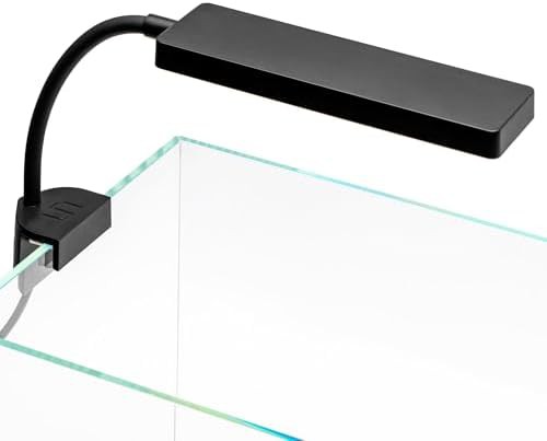 Clip on water resistant refugium lamp